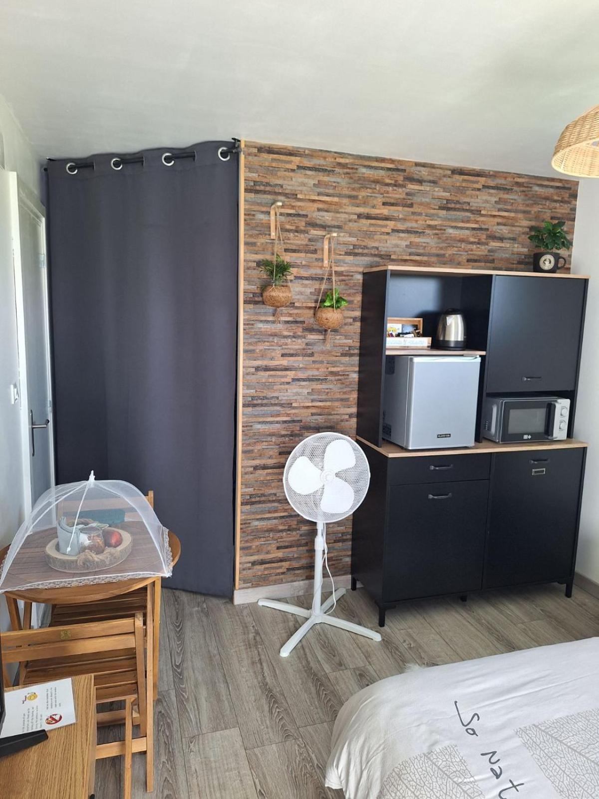 La Seve De L'Olivier Bed & Breakfast Amblans-et-Velotte Exterior foto